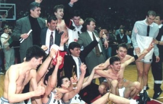„Partizan“ krepšininkai sensacingai tapo FIBA Europos lygos nugalėtojais