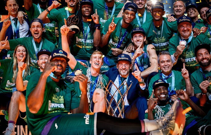 „Unicaja“ laimėjo titulą (FIBA nuotr.)