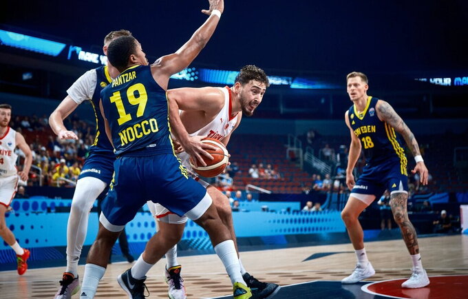 A.Šengunas dominavo po krepšiais (FIBA nuotr.)
