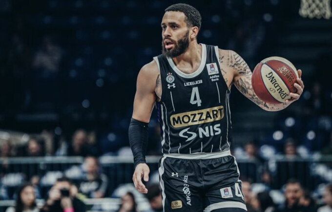 D.Washingtonas prisidėjo prie komandos pergalės