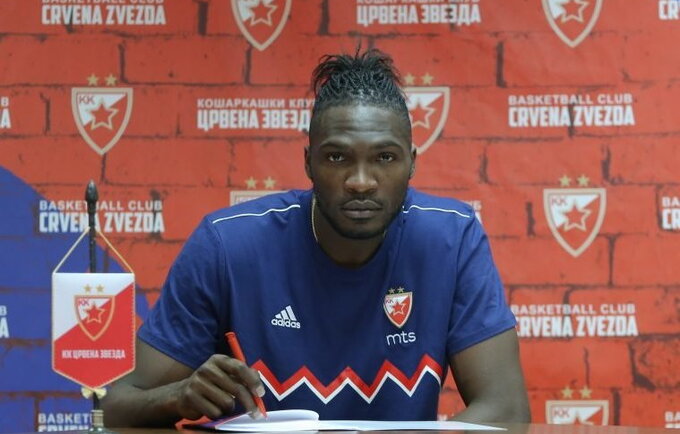 L.Nnoko vėl pasirašė sutartį su „Crvena Zvezda“
