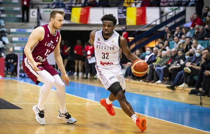 R.Obasohanas ves belgus į priekį (FIBA nuotr.)