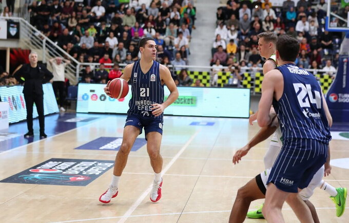 C.Swideris pelnė 15 taškų