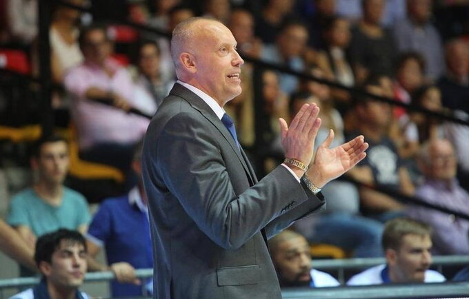 R.Kurtinaitis kovos prieš D.Adomaitį?