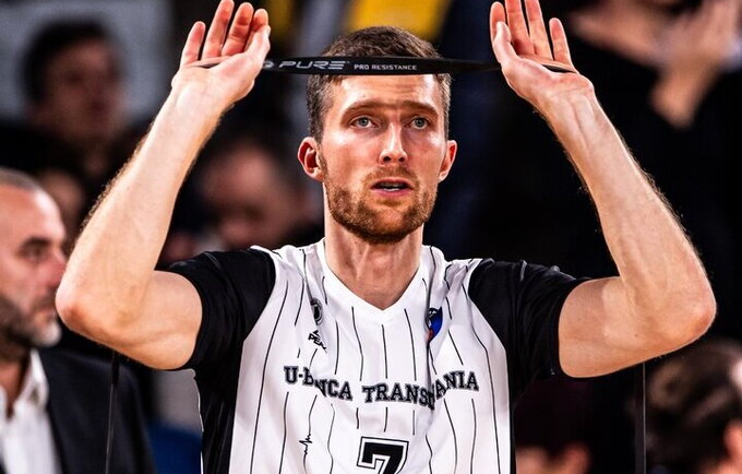 S.Kulvietis pataikė tritaškį