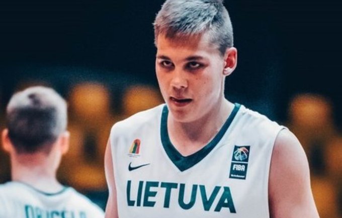 V.Kozys debiutuos „Žalgirio“ dublerių gretose (FIBA Europe nuotr.)