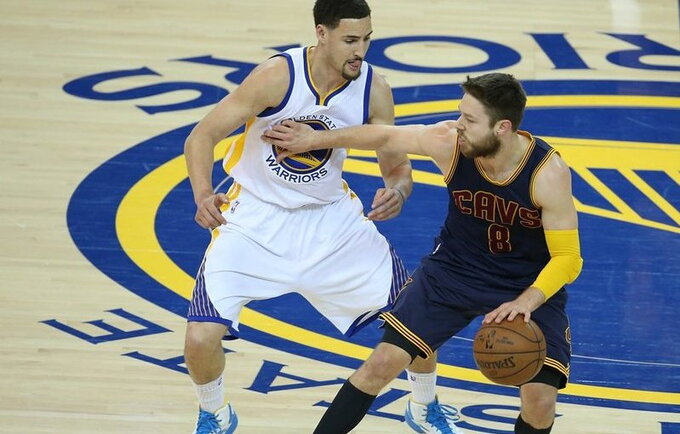 M.Dellavedova galės padėti komandai (Scanpix nuotr.)