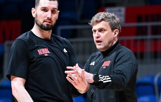D.Adomaičiui sezono pradžia nesiklosto