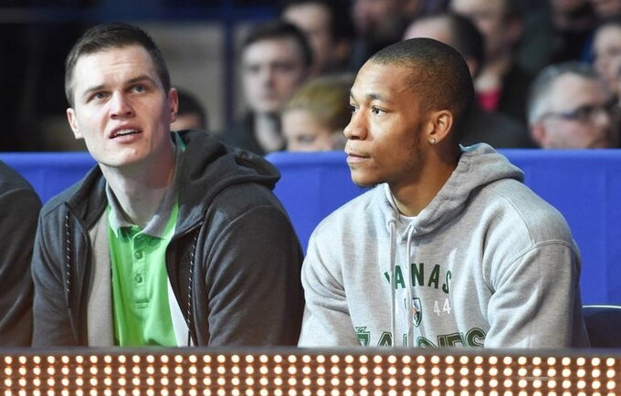 J.Randle'as nėra geras snaiperis (Fotodiena.lt)