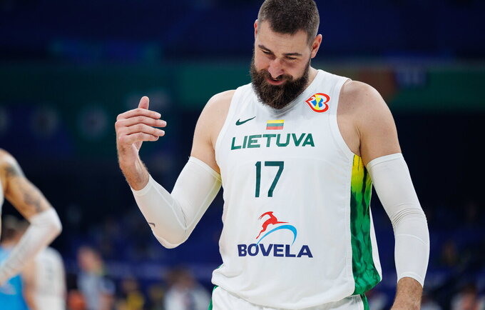 J.Valančiūnas vienintelis iš NBA lietuvių žais rinktinėje (BNS nuotr.)