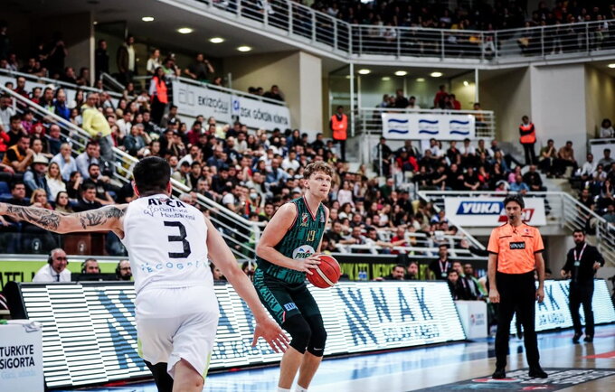 M.Kuzminskas pelnė 11 taškų