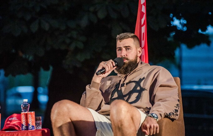 J.Valančiūnas kalbėjo apie rinktinės reikalus