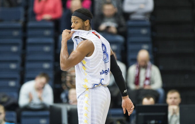 T.Hughesas surinko 24 taškus (Fotodiena.lt)