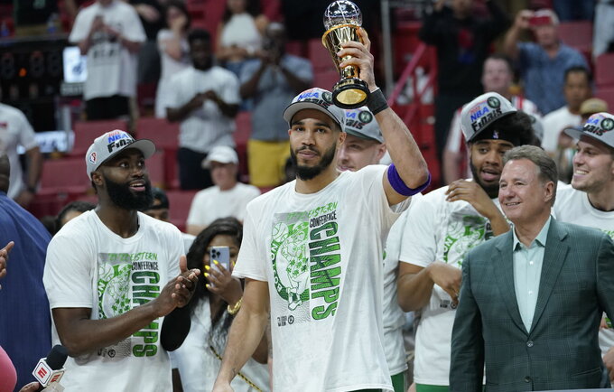 J.Tatumas pratęsia „Celtics“ istoriją (Scanpix nuotr.)