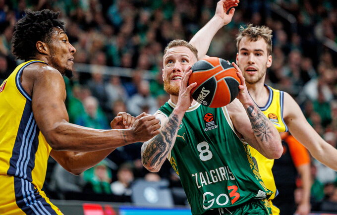 I.Brazdeikis užvedė „Žalgirio“ puolimą mačo starte (Euroleague.net)
