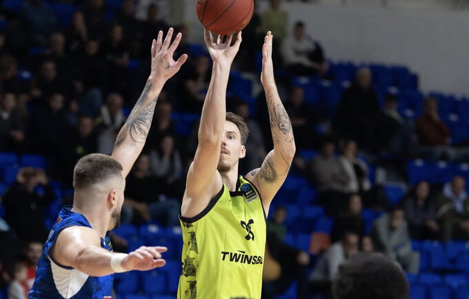 A.Kulboka iškart atsidarė tolimu metimu