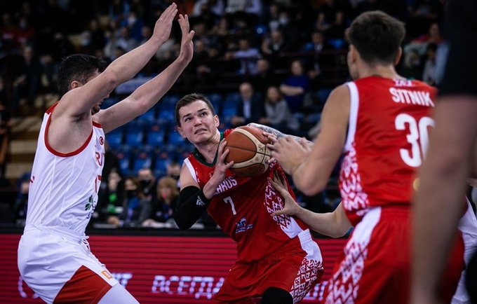 M.Salašas blizgėjo Baltarusijos rinktinėje (FIBA Europe nuotr.)