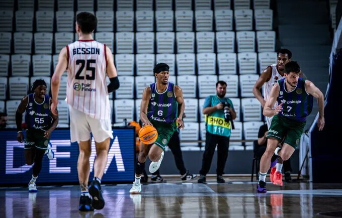 K.Tayloras dominavo Manisoje (FIBA nuotr.)