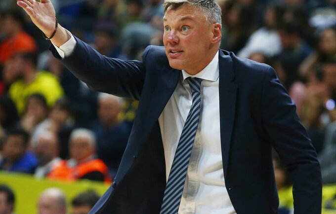 Stambulo ekipa iškovojo lengvą pergalę
