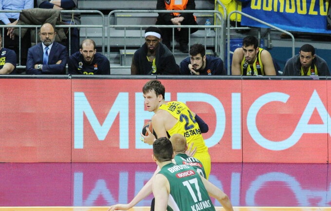 J.Vesely praleis mačą Milane (“Twitter“ nuotr.)