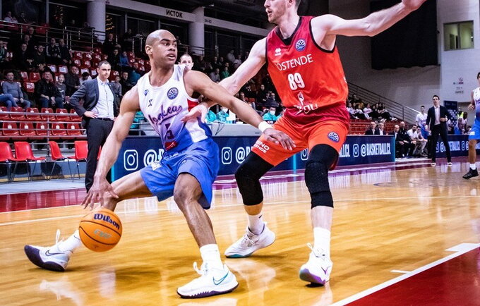 M.Starksas kelsis į Stambulą (FIBA Europe nuotr.)
