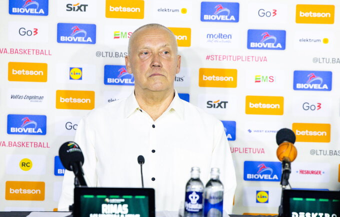 R.Kurtinaitis apžvelgė rinktinės reikalus (BNS nuotr.)
