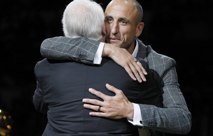 E.Ginobili grįžta į San Antonijaus klubą (Scanpix nuotr.)