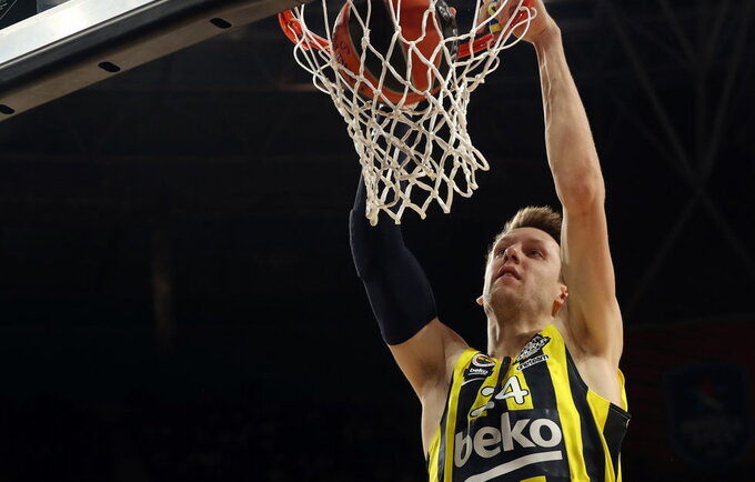 J.Vesely iškrito iš rikiuotės (Scanpix nuotr.)
