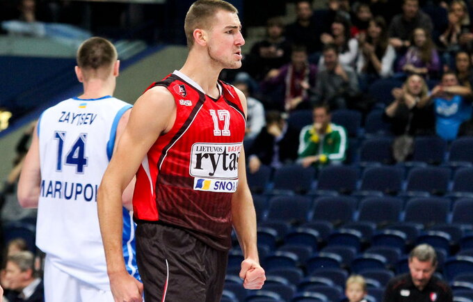 J.Valančiūnas pretenduoja tapti geriausiu jaunuoju žaidėju (D.Radlinskas, Fotodiena.lt)