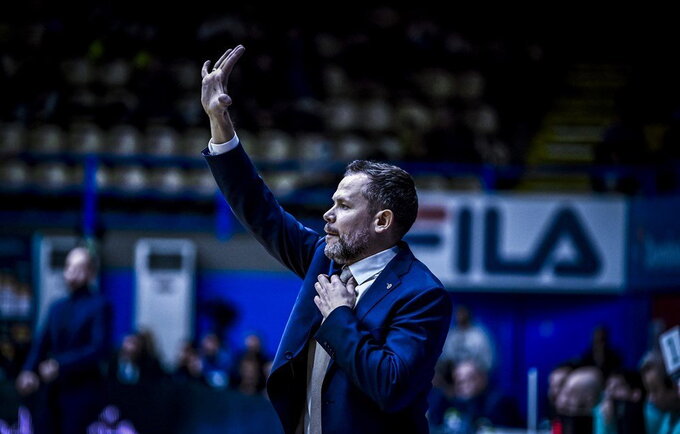 G.Žibėnas teigia, kad reikia mokytis (FIBA Europe nuotr.)