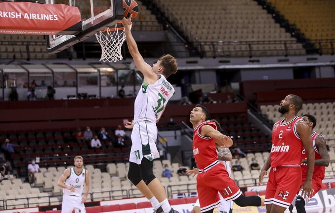 R.Jokubaitis sužaidė karjeros rungtynes (Nuotr. „Žalgiris“)