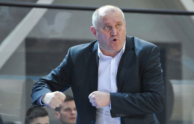 V.Šeškus mano, kad jo komanda išsikapstys iš LKL dugno (Josvydas Elinskas, Fotodiena.lt)