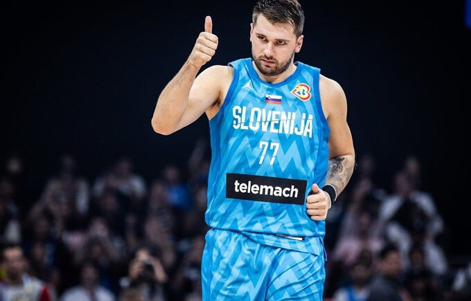 L.Dončičius ves slovėnus į priekį (FIBA nuotr.)