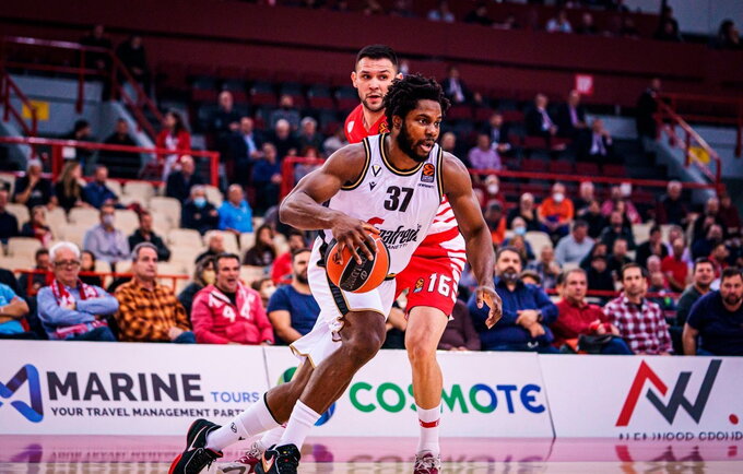 S.Ojeleye nežais mėnesį