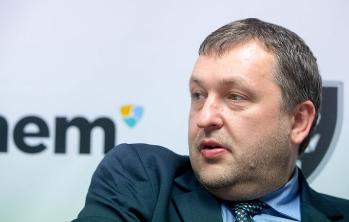 A.Guoga stebi Lietuvos krepšinio įvykius (Fotodiena.lt)