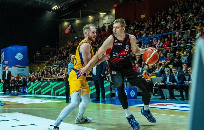 D.Sabeckis pelnė 5 taškus