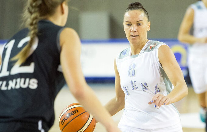R.Milieškienė nori laimėti LMKL aukso medalį (Foto: Augustas Didžgalvis)