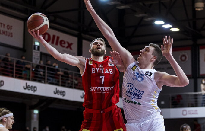 Vilniečiai priima svečius (LKL nuotr.)