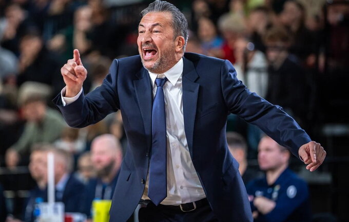 L.Banchi grįš prie „Anadolu Efes“ vairo“ (FIBA nuotr.)