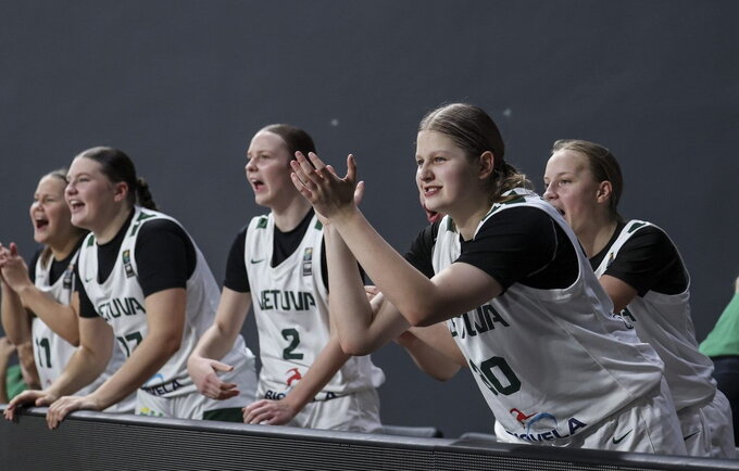 U16 merginos žais atkrintamosiose (FIBA nuotr.)