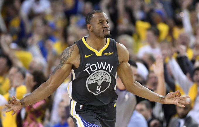 A.Iguodalai buvo pateikiama klaidinga informacija apie traumą (Scanpix nuotr.)