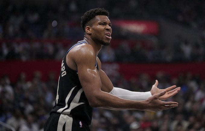 G.Antetokounmpo pelnė 34 taškus (Scanpix nuotr.)