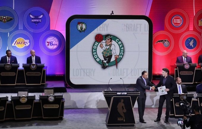 „Celtics“ neatmeta galimybės iškeisti savo šaukimą (Scanpix nuotr.)