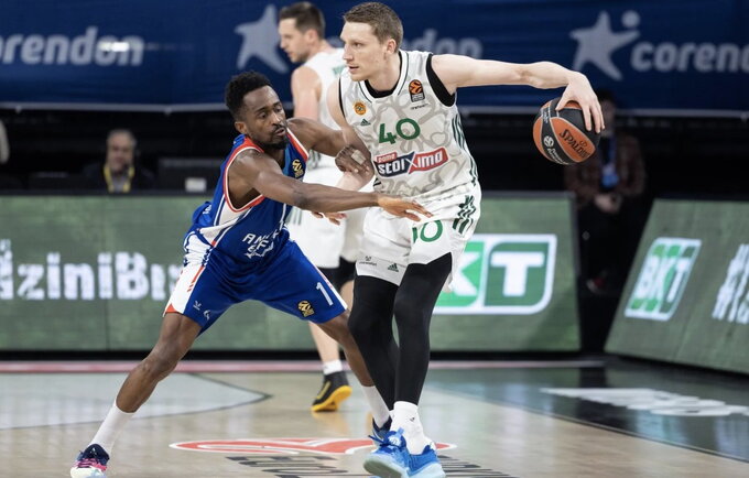 M.Grigonis ruošiasi rungtynėms Atėnuose (Euroleague.net)