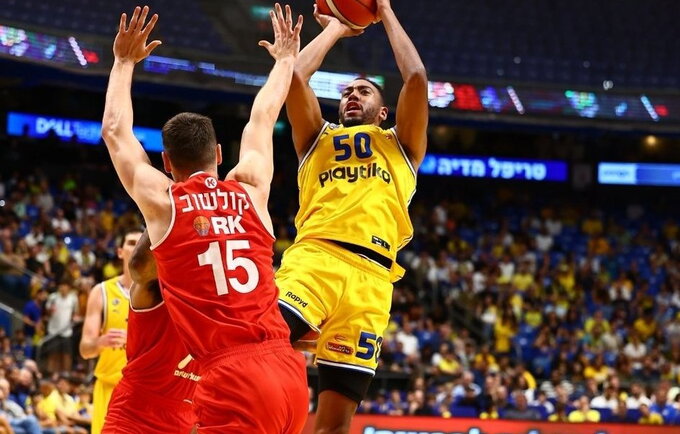 „Maccabi“ žengia tolyn