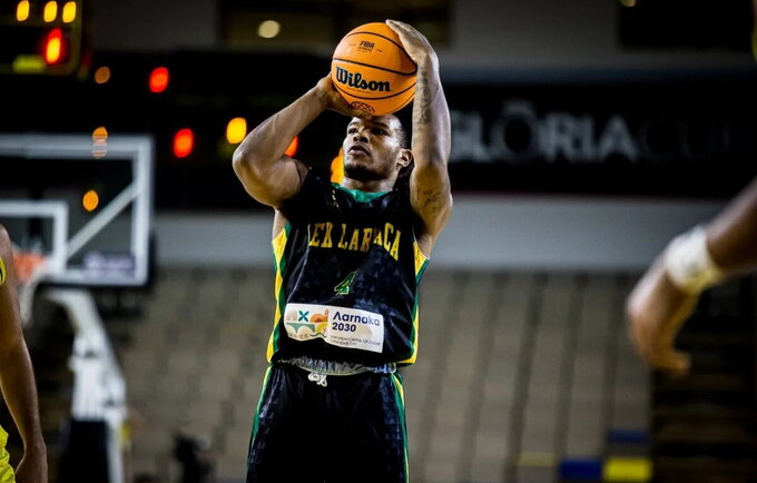 T.Brownas atvyksta į Uteną (FIBA nuotr.)