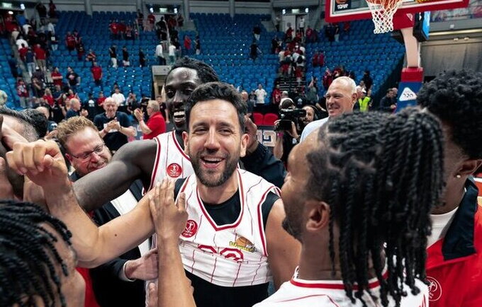 „Hapoel“ ir toliau negali žaisti savo šalyje