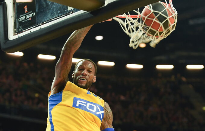 S.Weemsas negalvoja apie sugrįžimą į NBA (Fotodiena.lt)