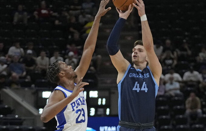 T.Biberovičius bando įsitvirtinti NBA (Scanpix nuotr.)