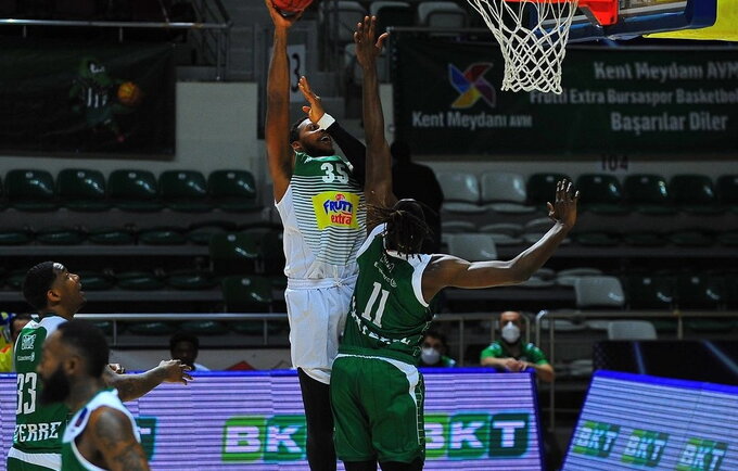 K.Kadji žaidė karjeros mačą (Euroleague.net)